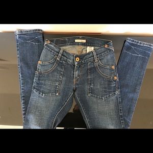 Levi’s Slouch Skinny 504